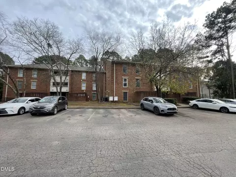 3535 Ivy Commons Dr #101, Raleigh, NC 27606