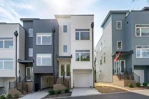 610 Rocky Knob Ct, Raleigh, NC 27601