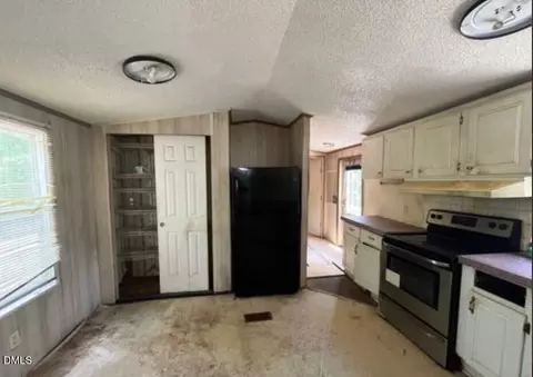 365 Scronce Rd, Harrells, NC 28444 photo 7
