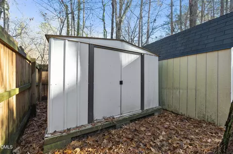 7260 Shellburne Dr, Raleigh, NC 27612 photo 34
