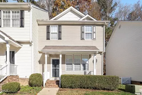 2220 Trailwood Valley Cir, Raleigh, NC 27603