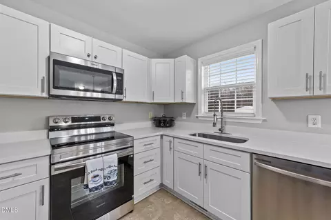 Kitchen - 1275 Smith Rd, Smithfield, NC 27577 photo 1 of 1