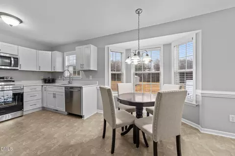 Dining - 1275 Smith Rd, Smithfield, NC 27577 photo 1 of 2