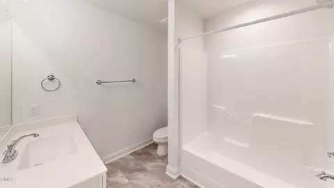 Bath - 821 Trinity Park Dr, Wake Forest, NC 27587 photo 4 of 5