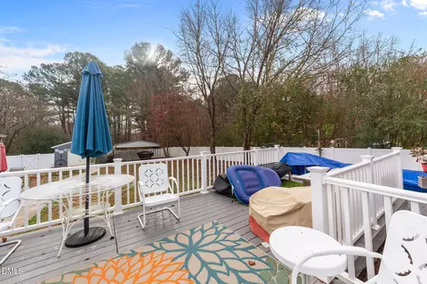 Exterior - 562 Pierce Rd, Garner, NC 27529 photo 8 of 12