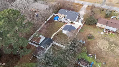 View/Area - 562 Pierce Rd, Garner, NC 27529 photo 7 of 8