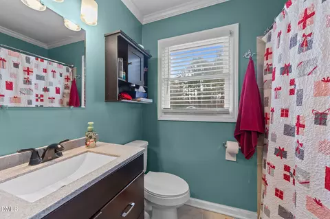 Bath - 562 Pierce Rd, Garner, NC 27529 photo 1 of 2
