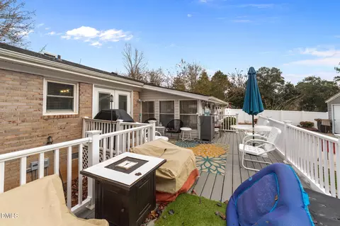 Exterior - 562 Pierce Rd, Garner, NC 27529 photo 9 of 12