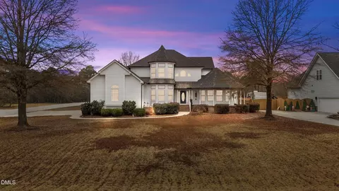 6952 Ogburn Farms Dr, Willow Spring, NC 27592