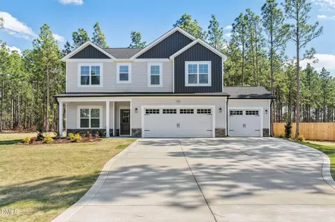 711 Rhum Dr, Fayetteville, NC 28312