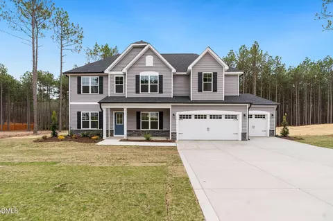 947 Rhum Dr, Fayetteville, NC 28311