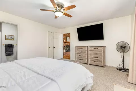 200 Hermitage Ln, Mount Olive, NC 28365 photo 19