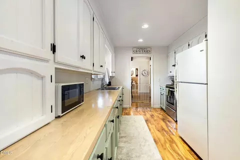 200 Hermitage Ln, Mount Olive, NC 28365 photo 15