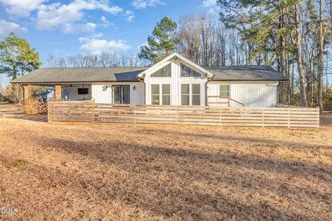 200 Hermitage Ln, Mount Olive, NC 28365 photo 28