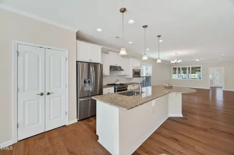 121 Tee Pee Trl, Durham, NC 27703 photo 4