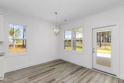 Dining - 152 N Rabbit Run Dr, Smithfield, NC 27577 photo 1 of 1