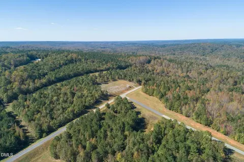 137 Westhampton Dr, Pittsboro, NC 27312