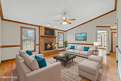 540 N Oneil St, Clayton, NC 27520