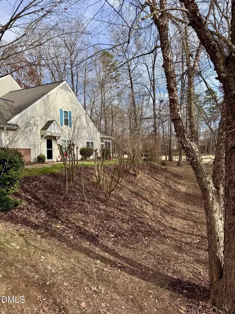 847 Creek Crossing Trl, Whitsett, NC 27377
