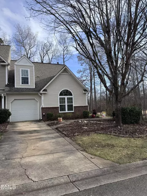 847 Creek Crossing Trl, Whitsett, NC 27377