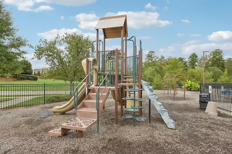 View/Area - 1024 Laredo Ln, Durham, NC 27703 photo 1 of 1