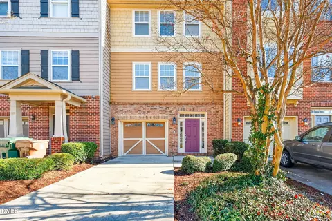 118 Linden Park Ln, Cary, NC 27519