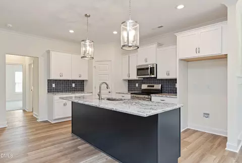 Kitchen - 180 N Rabbit Run Dr, Smithfield, NC 27577 photo 1 of 4