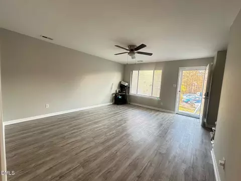 Living - 322 Junction Rd #28H, Durham, NC 27703 photo 2 of 3