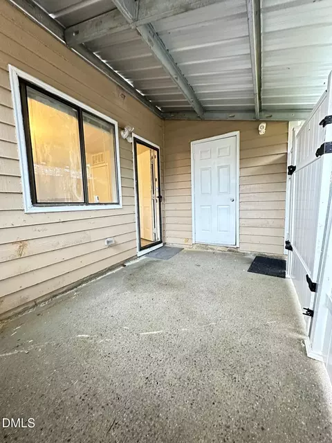 Exterior - 322 Junction Rd #28H, Durham, NC 27703 photo 2 of 3