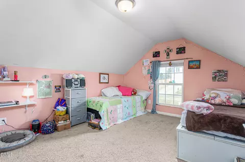 Bedroom - 1985 Softwinds Dr, Graham, NC 27253 photo 6 of 7