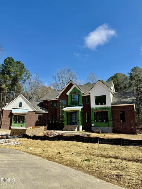 100 Anfield Rd, New Hill, NC 27562