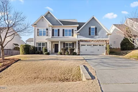 5716 Lumiere St, Holly Springs, NC 27540
