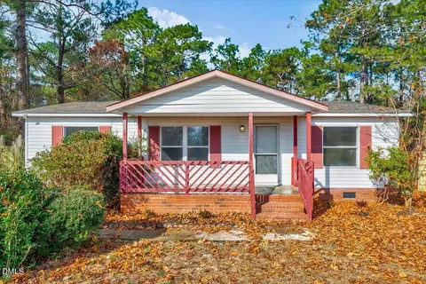 2458 Ohara Dr, Raeford, NC 28376