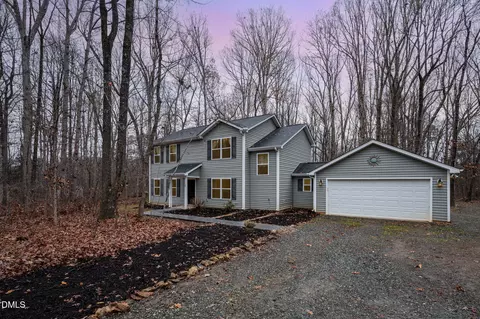 107 Deena Ct, Mebane, NC 27302