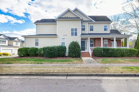 678 Democracy St, Raleigh, NC 27603