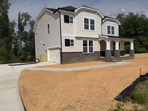 266 Sweetfern Ln, Zebulon, NC 27597