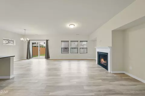 Living - 905 Lippincott Rd, Durham, NC 27703 photo 3 of 3