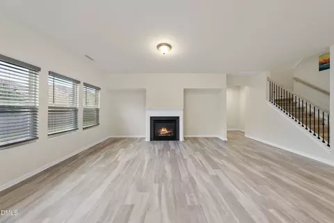 Living - 905 Lippincott Rd, Durham, NC 27703 photo 1 of 3