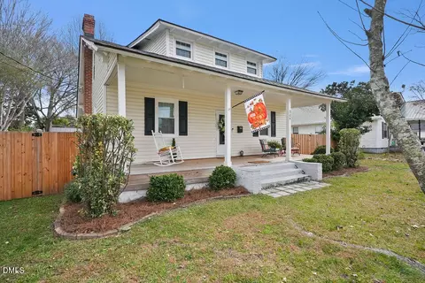 Exterior - 305 S 17th St, Erwin, NC 28339 photo 4 of 11
