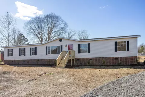 213 Maideline Ave, Sanford, NC 27332