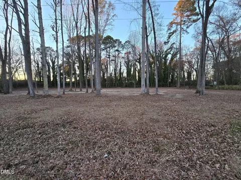 1220 Princeton Kenly Rd, Kenly, NC 27542