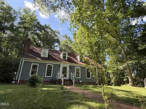 7117 Sunset Lake Rd, Fuquay Varina, NC 27526