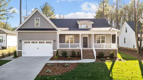 1422 Sagamore Dr, Louisburg, NC 27549