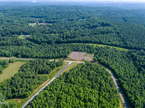 429 Westhampton Dr, Pittsboro, NC 27312