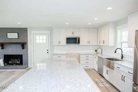 Kitchen - 3055 Autry Mill Rd, Godwin, NC 28344 photo 4 of 4