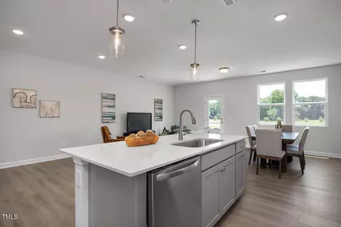 Kitchen - 3846 Well Fleet Dr, Fuquay Varina, NC 27592 photo 4 of 6