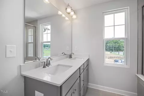 Bath - 3846 Well Fleet Dr, Fuquay Varina, NC 27592 photo 3 of 7