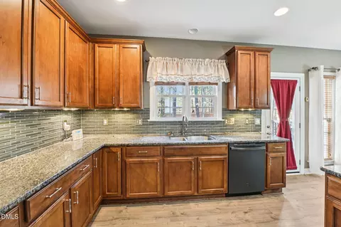 7 Brightfield Ln, Durham, NC 27712 photo 10