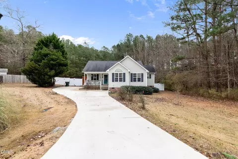 35 S Dandelion Green Ct, Selma, NC 27576