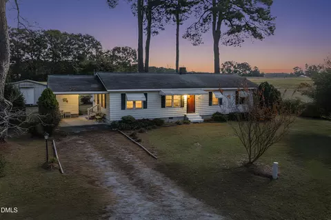 4549 U S 701 Hwy S, Four Oaks, NC 27524